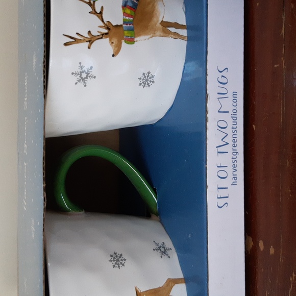 Set of Two Christmas Mugs - Picture 4 of 5